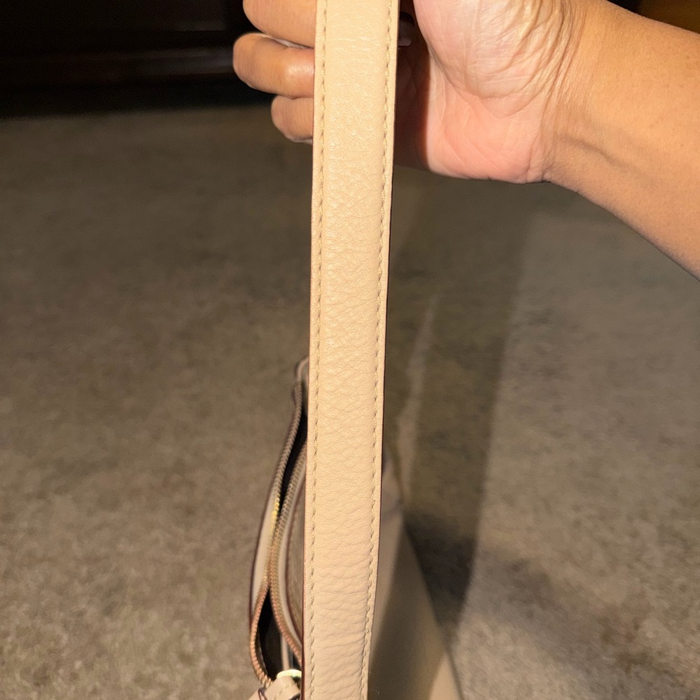 Kate Spade Beige Leather Shoulder Bag - Picture 7 of 9